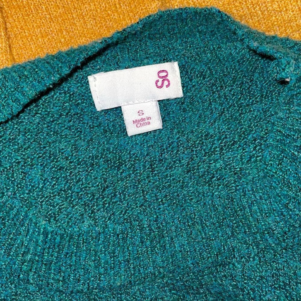 SO Soft sweater - Picture 3 of 3